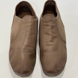Capezio Tan Leather E-Series Jazz Slipon Dance Shoes 7W